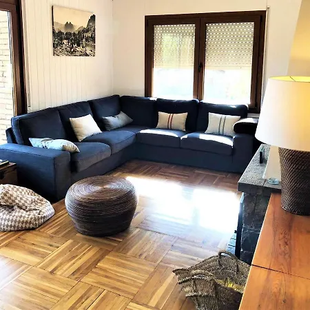 Apartment En Ideal 8 Personas Con Piscina